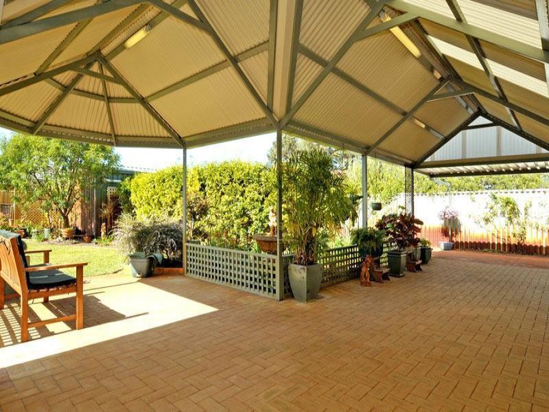 31 Victoria Street, Redcliffe, WA 6104