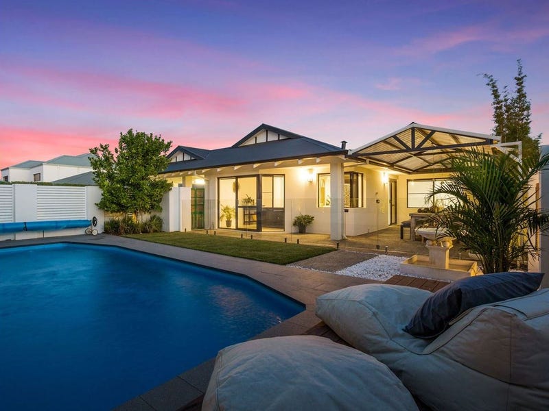 11 Knight Street, Wembley Downs, WA 6019