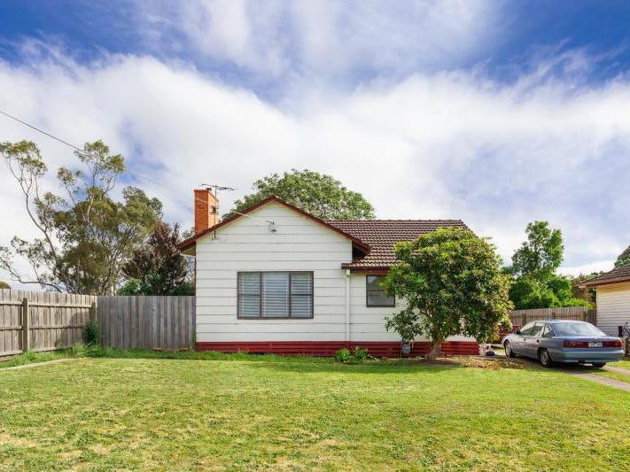 1 SIMPSON Street, Sale, Vic 3850 Property Details