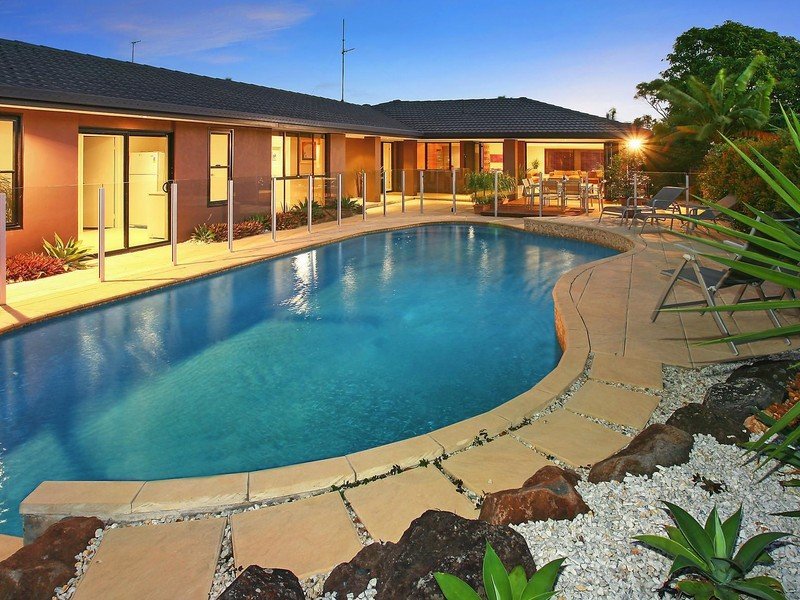 4 McCleary Street, Sorrento, Qld 4217 Property Details