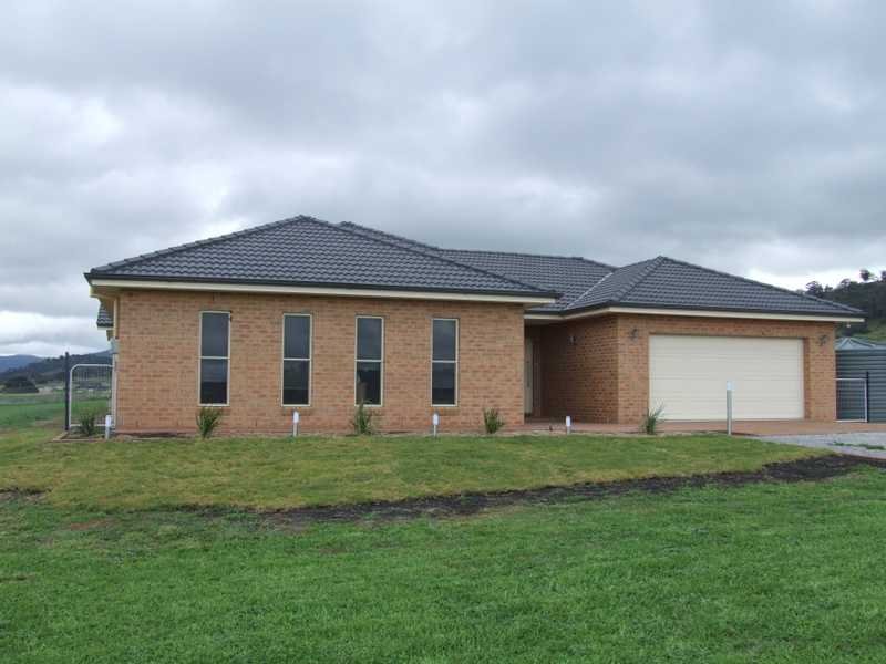 15 Flagstaff Road, Tamworth, NSW 2340 Property Details