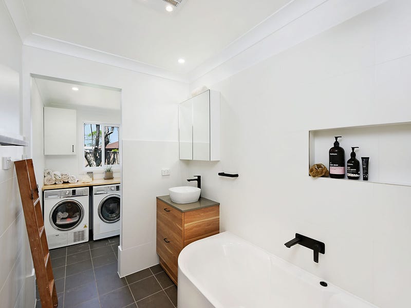 32 FORBES STREET, Swansea, NSW 2281 Property Details