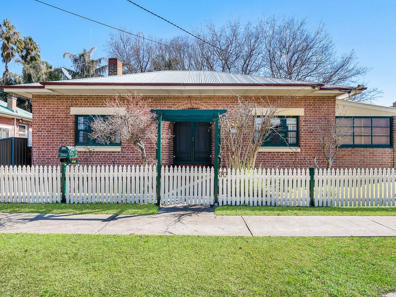 30 Court Street, Mudgee, NSW 2850 Property Details