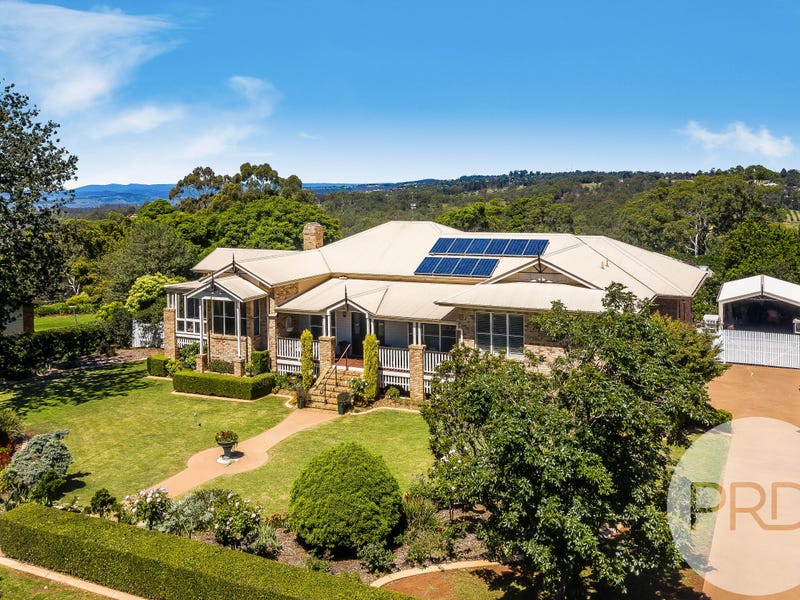 15 Nichols Road, Highfields, Qld 4352 Property Details