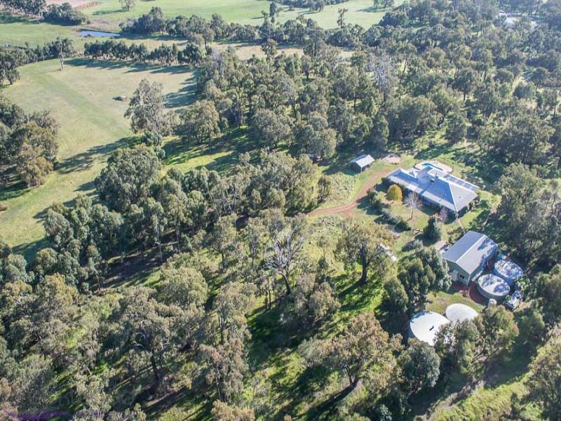 875 Hopedale Rise, Wooroloo, WA 6558 Property Details