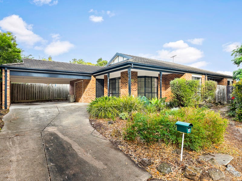 18 Manorwoods Drive, Frankston, VIC 3199