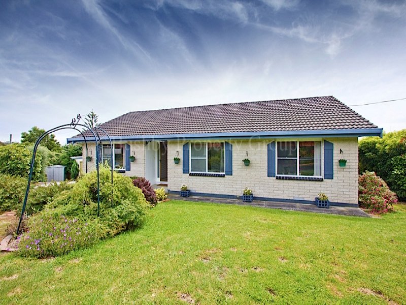 126 Rosevears Drive, Lanena, TAS 7275
