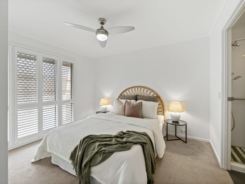 Real Estate & Property for Sale in Mermaid Beach, QLD 4218 (+4