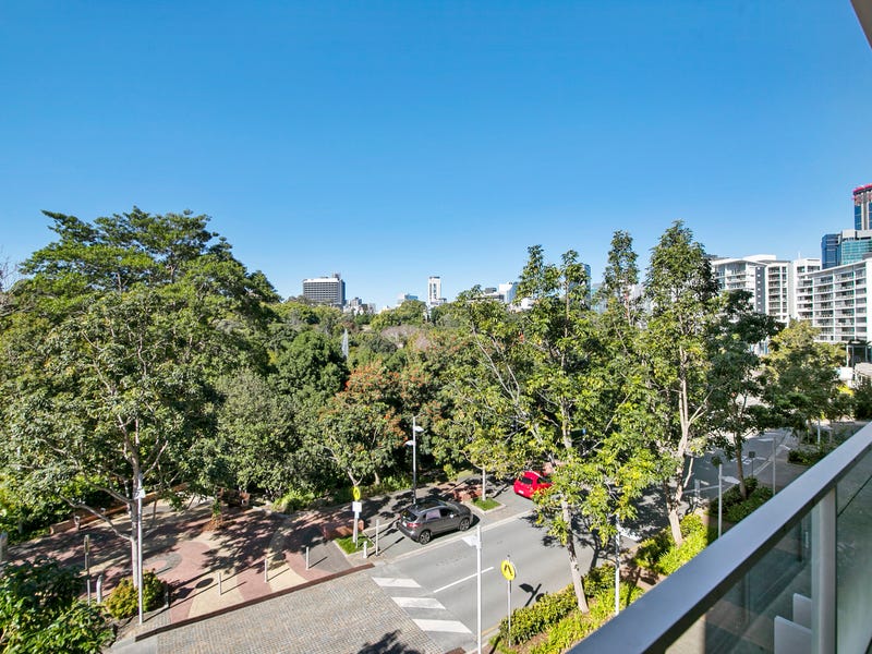7021/7 Parkland Boulevard, Brisbane City, QLD 4000