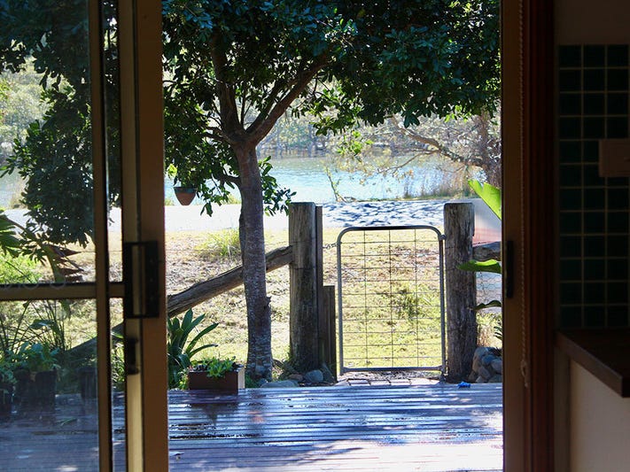 Houses for Sale in Hat Head, NSW 2440