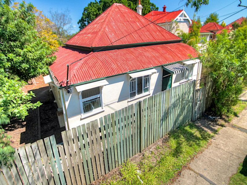 6 Mount Crosby Road, Tivoli, Qld 4305 Property Details