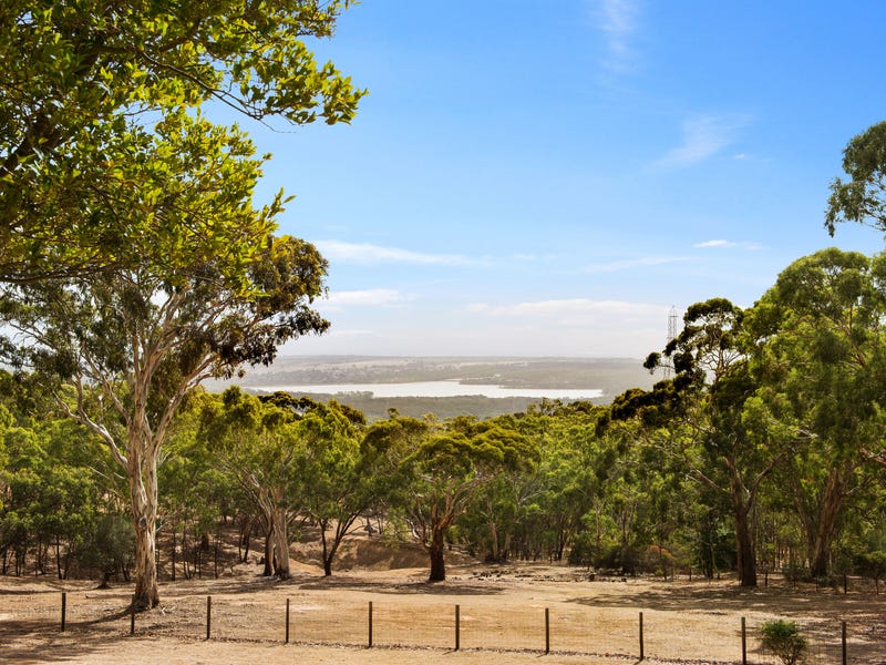 112 Piggott Range Road, Chandlers Hill, SA 5159