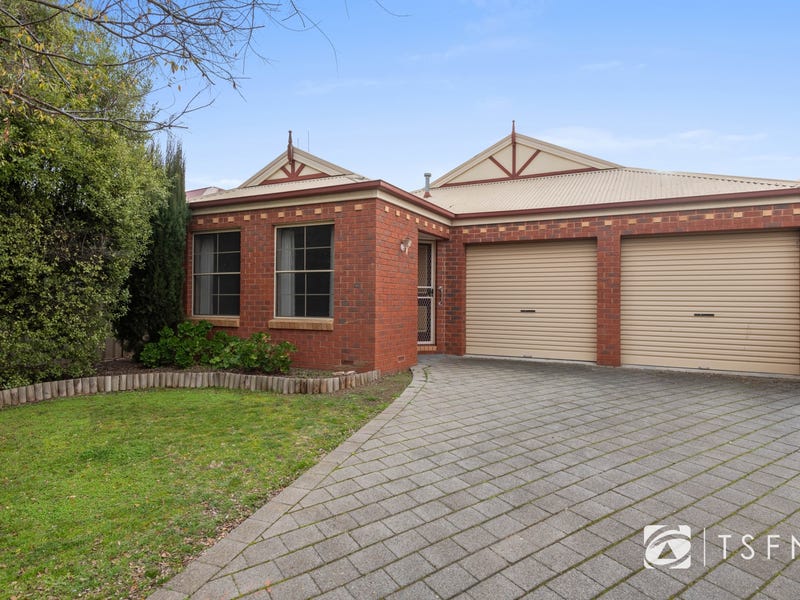 202 Mackenzie Street W, Kangaroo Flat, VIC 3555