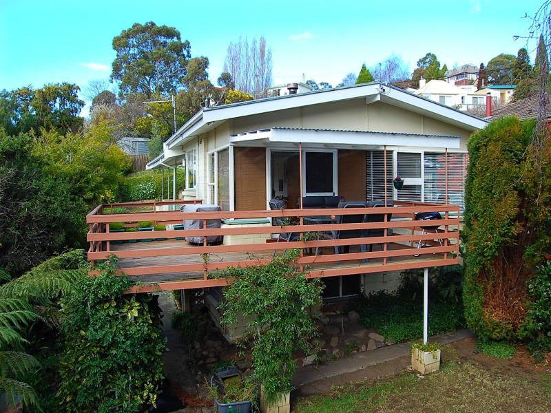 27 Giblin Street, Lenah Valley, TAS 7008