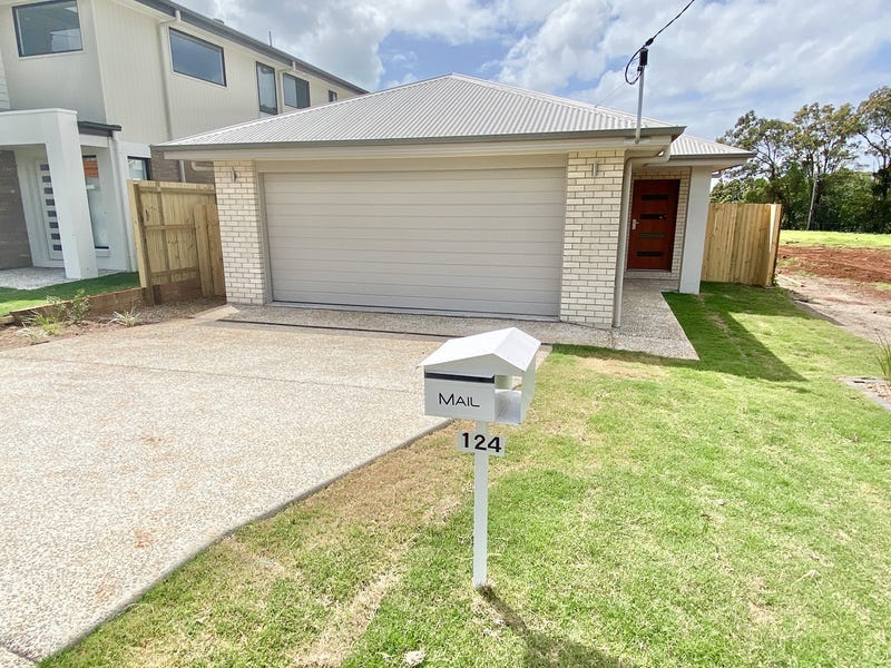 124 Broadwater Terrace, Redland Bay, QLD 4165