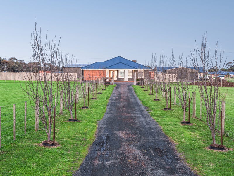 Real Estate & Property for Sale in East Geelong, VIC 3219 (+1 location