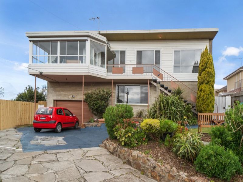 2/14 Ashleigh Avenue, Frankston, VIC 3199