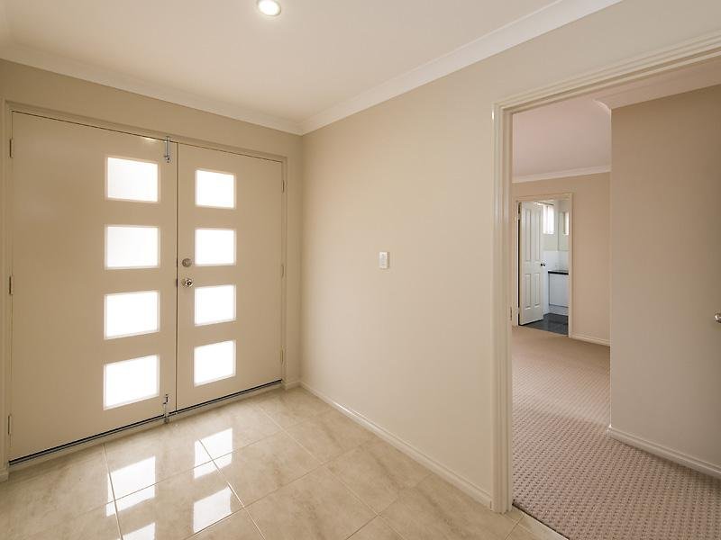 7 Halvorson Road, Morley, WA 6062 Property Details