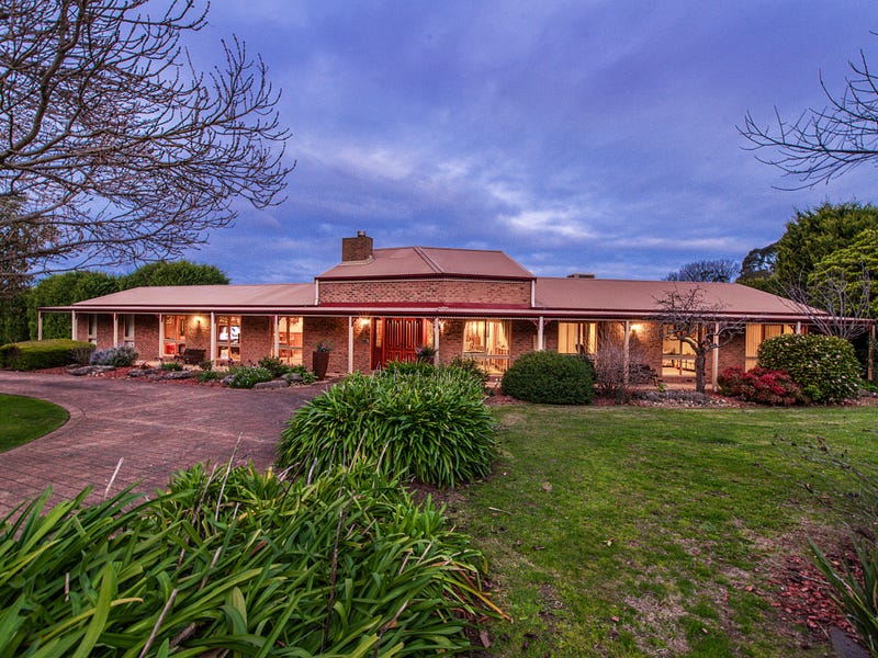 8 Carrington Court, Narre Warren South, Vic 3805