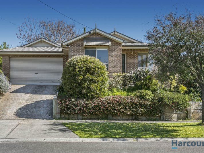 10 Hamilton Drive, Warragul, Vic 3820 Property Details