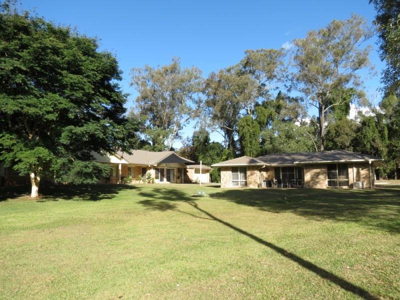 54 Ruth Terrace, Oxenford, QLD 4210