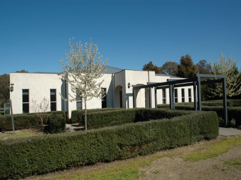 55 Grossman Drive, North Wangaratta, VIC 3678