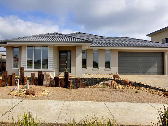40 Boardwalk Boulevard, Cowes, VIC 3922