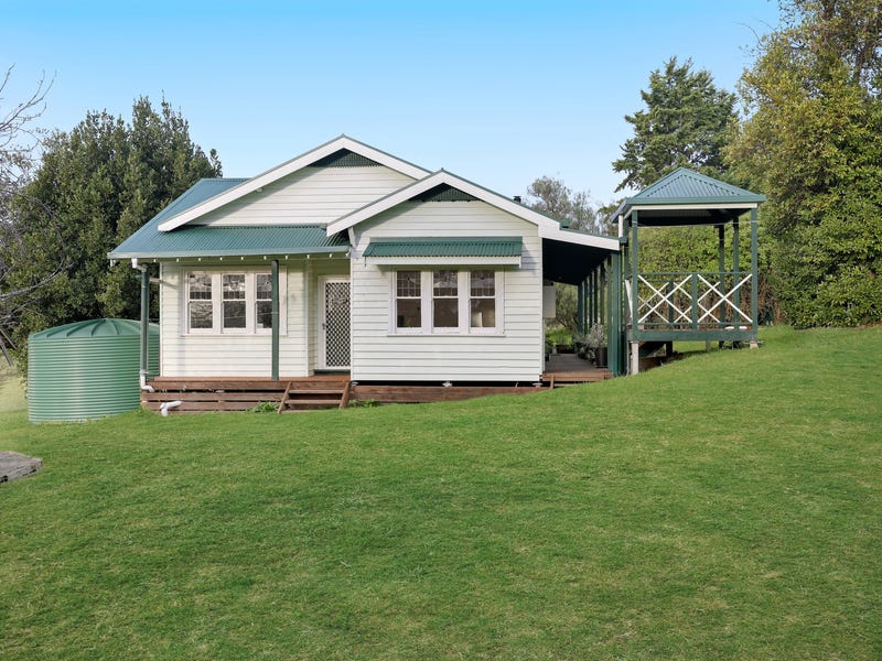 140 Beaconsfieldemerald Road, Beaconsfield, Vic 3807 House for Sale