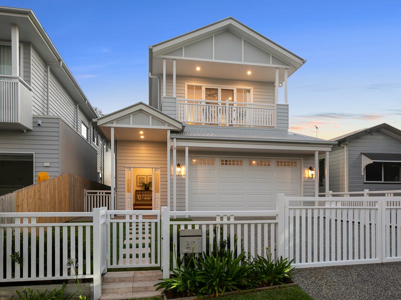 39 Lewis Street, Clayfield, Qld 4011 House for Sale