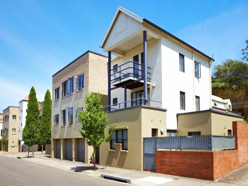 1/33 McKell Street, Birchgrove, NSW 2041 Property Details