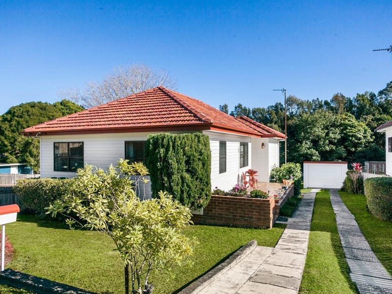 Houses for Sale in West Wollongong, NSW 2500