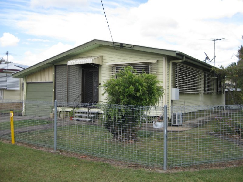 43 Grange Road, Eastern Heights, QLD 4305