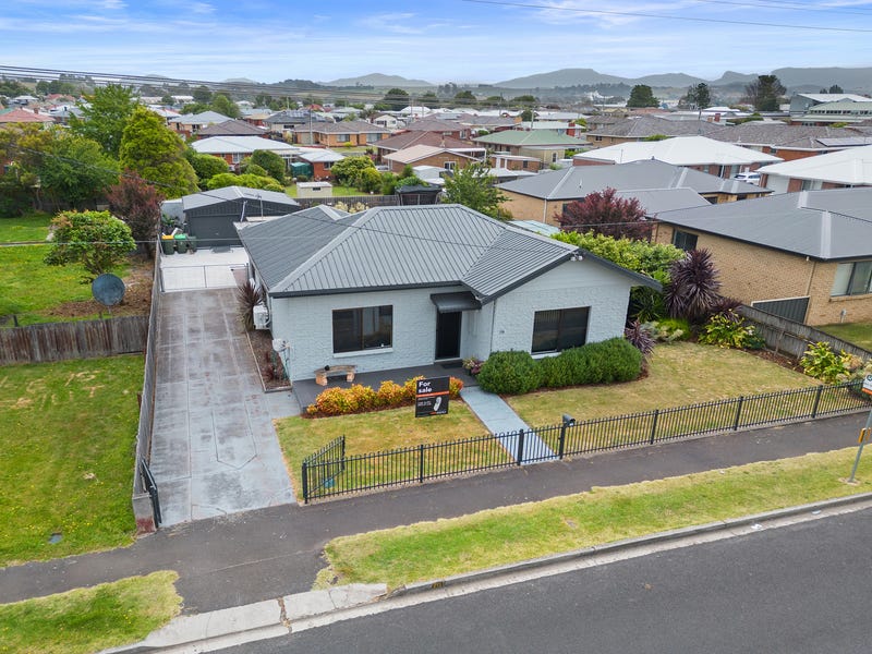 70 Main Street, Ulverstone, Tas 7315 House for Sale