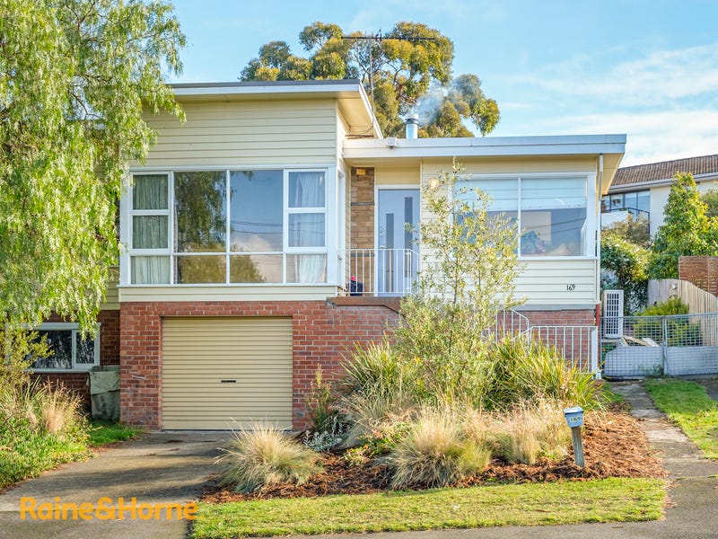 169 Roslyn Avenue, Blackmans Bay, TAS 7052