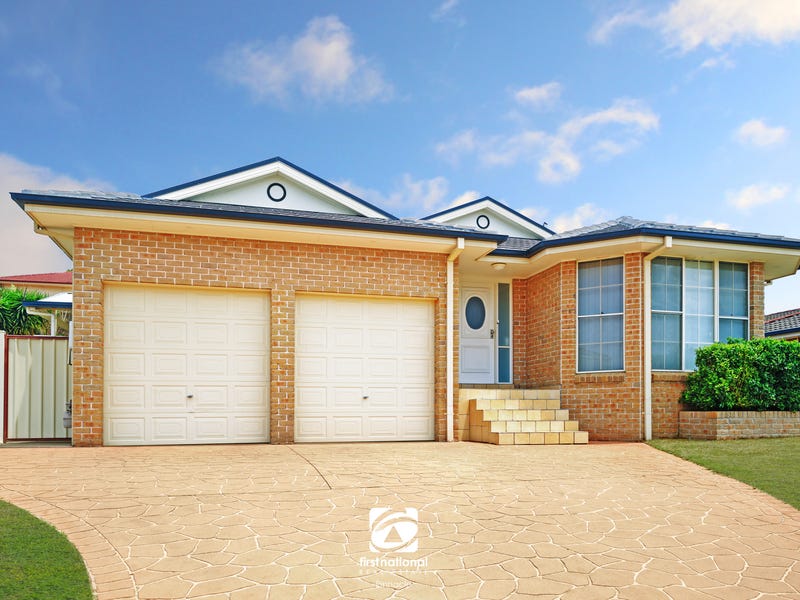 10 St Jerome Close, Blair Athol, NSW 2560
