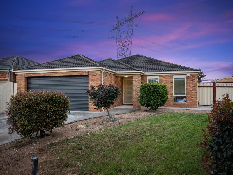9 Chalmers Place Taylors Lakes Vic 3038