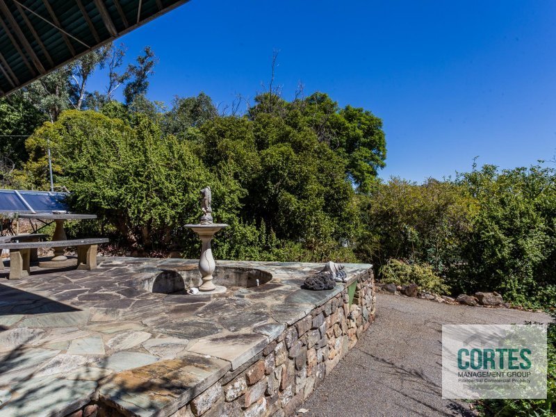 6 Butcher Road, Roleystone, WA 6111