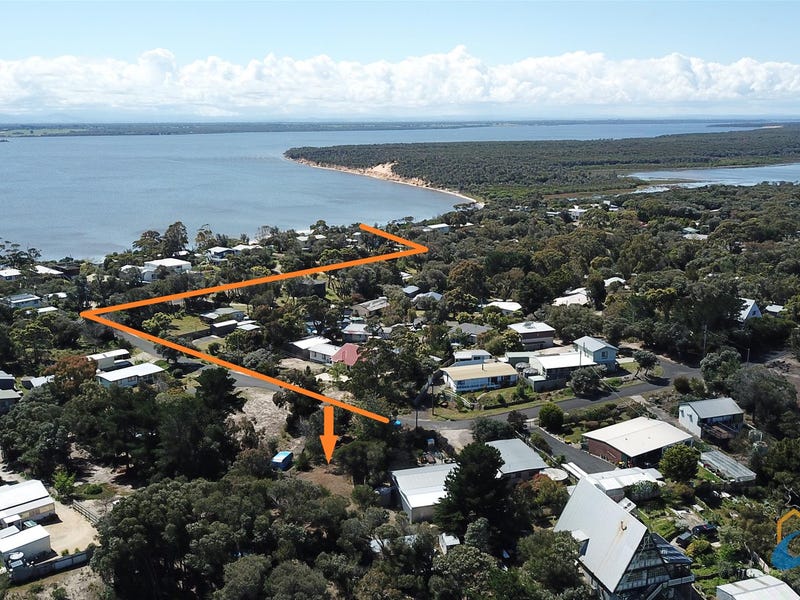 12 Bernadette Avenue, Loch Sport, VIC 3851 12 Bernadette Avenue, Loch Sport, VIC 3851