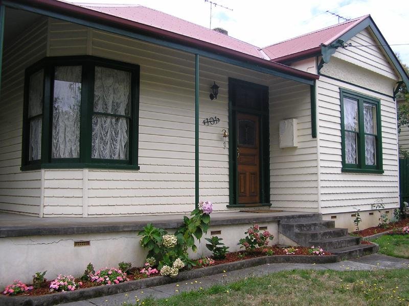 101 Warburton Road, Canterbury, VIC 3126