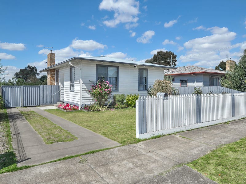 74 Campbell Street, Ararat, VIC 3377