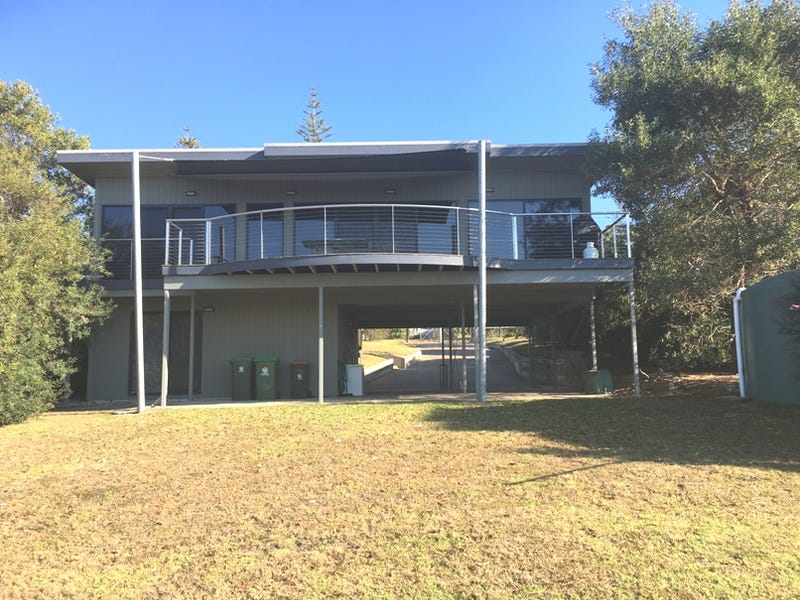 10 Brady Street, Mallacoota, Vic 3892 Property Details