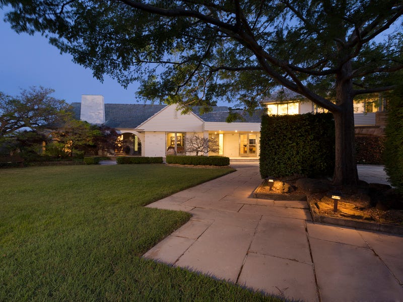 16 Linden Way, Castlecrag, NSW 2068