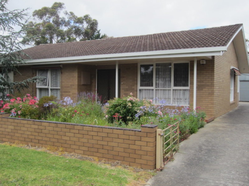 2 Learmonth Street, Hamilton, Vic 3300