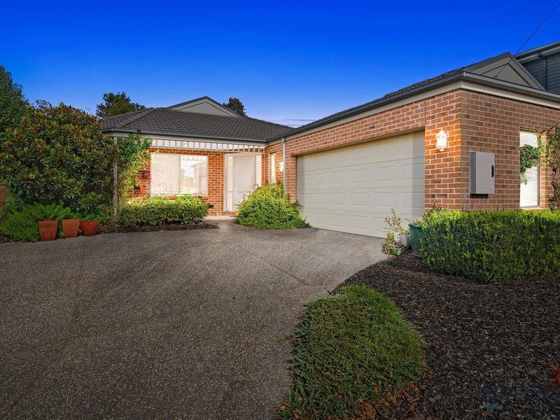 8 Huntingdale Drive, Chirnside Park, Vic 3116 House for Sale
