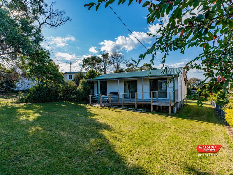 30 Pier Road, Inverloch, Vic 3996 House for Sale