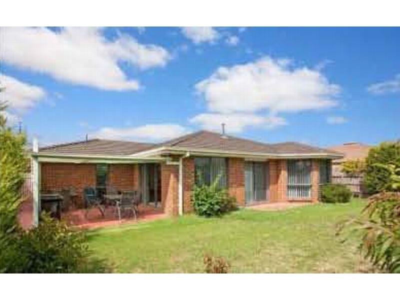 15 Palm Tree Drive, Safety Beach, VIC 3936