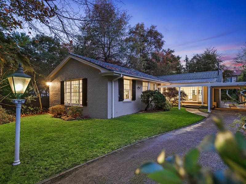 57A Burns Road, Wahroonga, NSW 2076