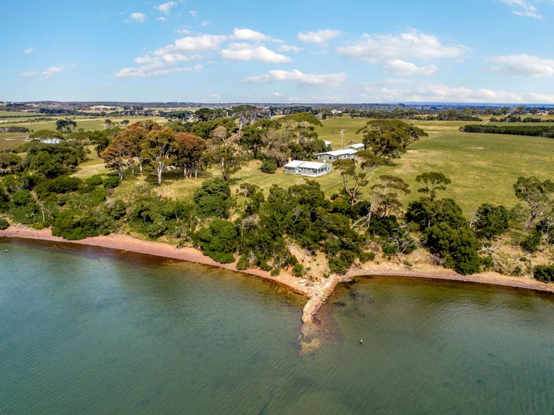 115 RHYLLNEWHAVEN ROAD, Rhyll, Vic 3923 Property Details