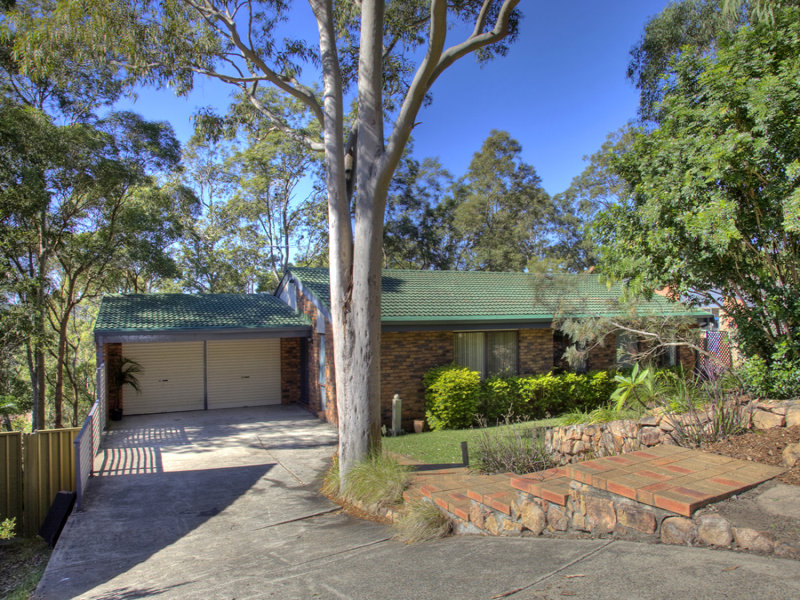 4 Hermitage Close, Eleebana, NSW 2282