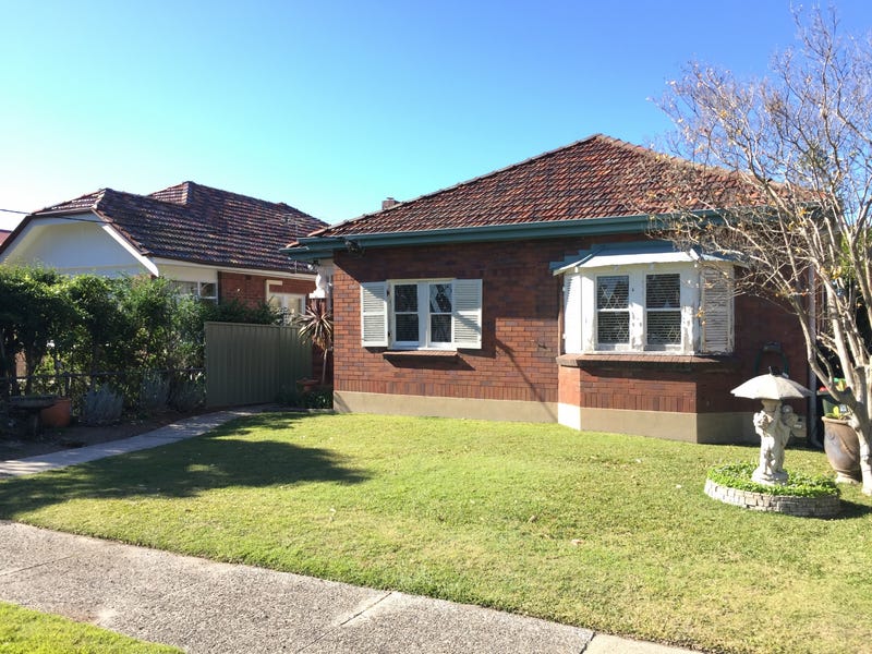 121 Gordon Avenue, Hamilton South, NSW 2303